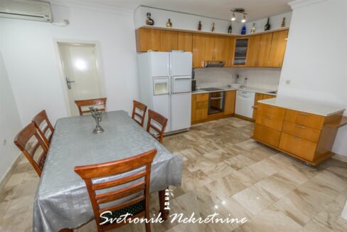 prodaja-stanova-savina-herceg-novi-apartments-for-sale (13)