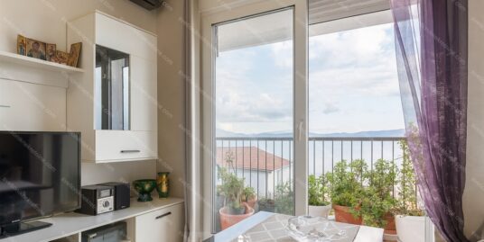 Jednosoban stan sa pogledom na more – Bijela, Herceg Novi