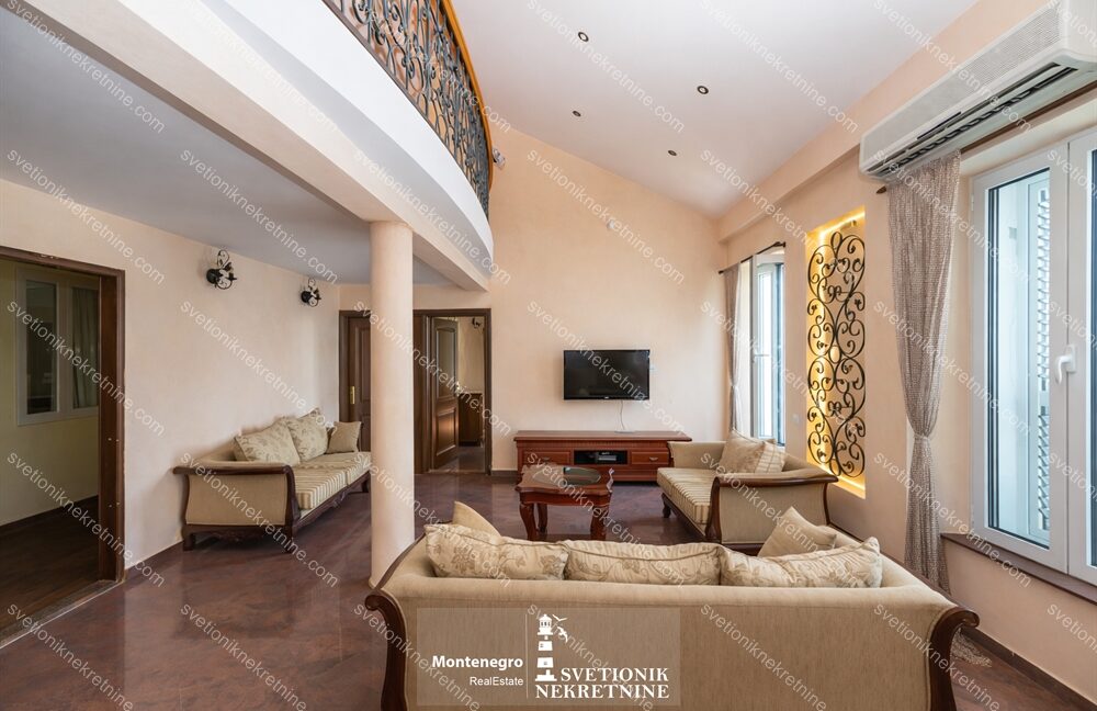 svetionik nekretnine 353