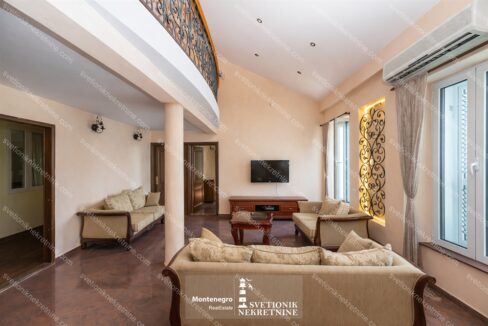 svetionik nekretnine 353