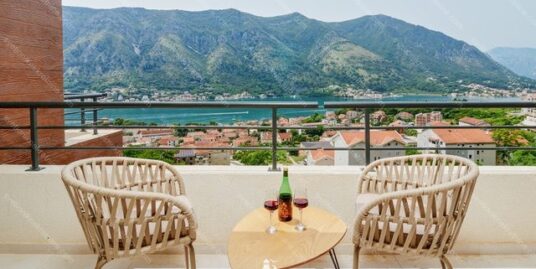 Stan sa pogledom na more – Dobrota, Kotor