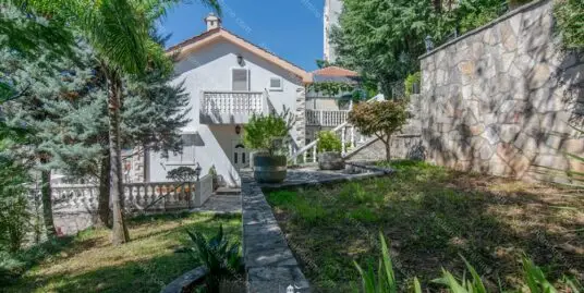 Kuca sa pogledom na more – Savina, Herceg Novi