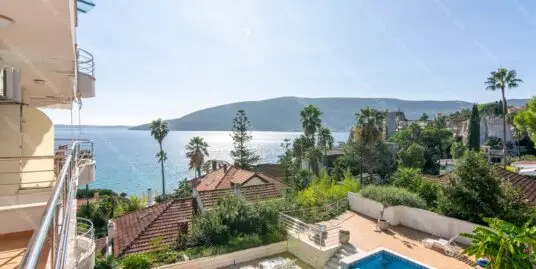 Stan sa pogledom u neposrednoj blizini mora – Savina, Herceg Novi