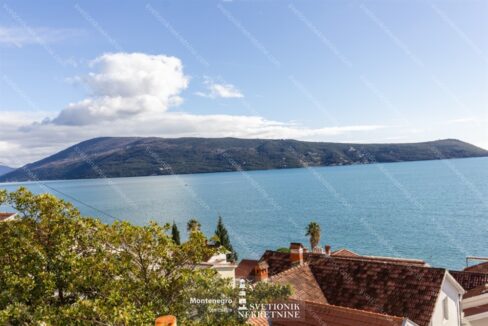 Prodaja stanova Herceg Novi - Dvosoban stan sa pogledom na more, Savina