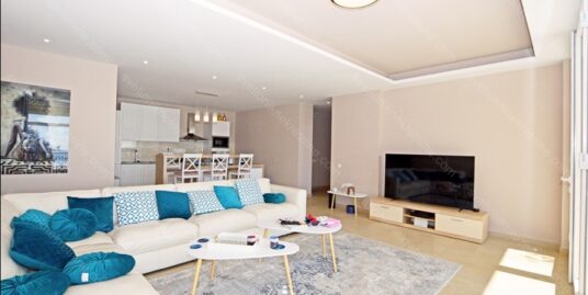 Luksuzan trosoban stan sa pogledom na more – Topla 3, Herceg Novi