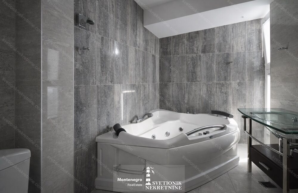 svetionik nekretnine 472