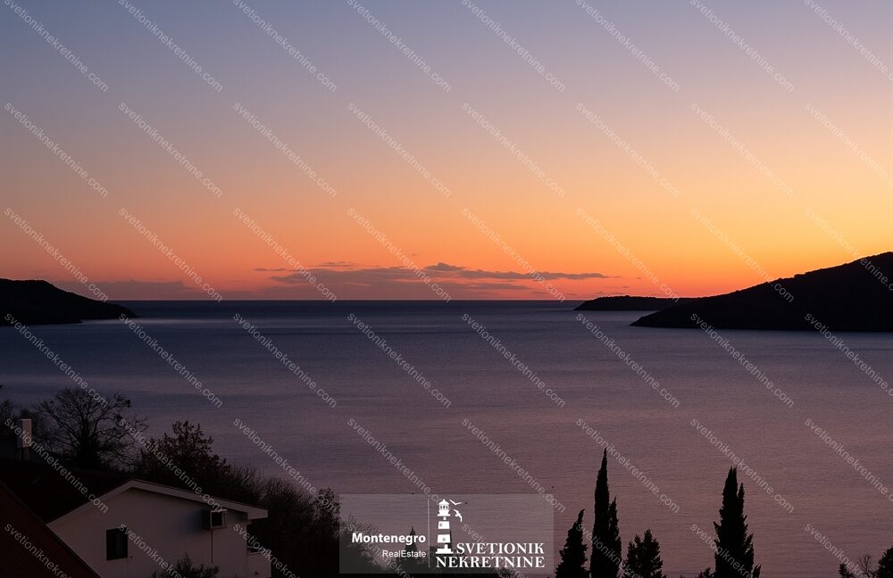 svetionik nekretnine 677