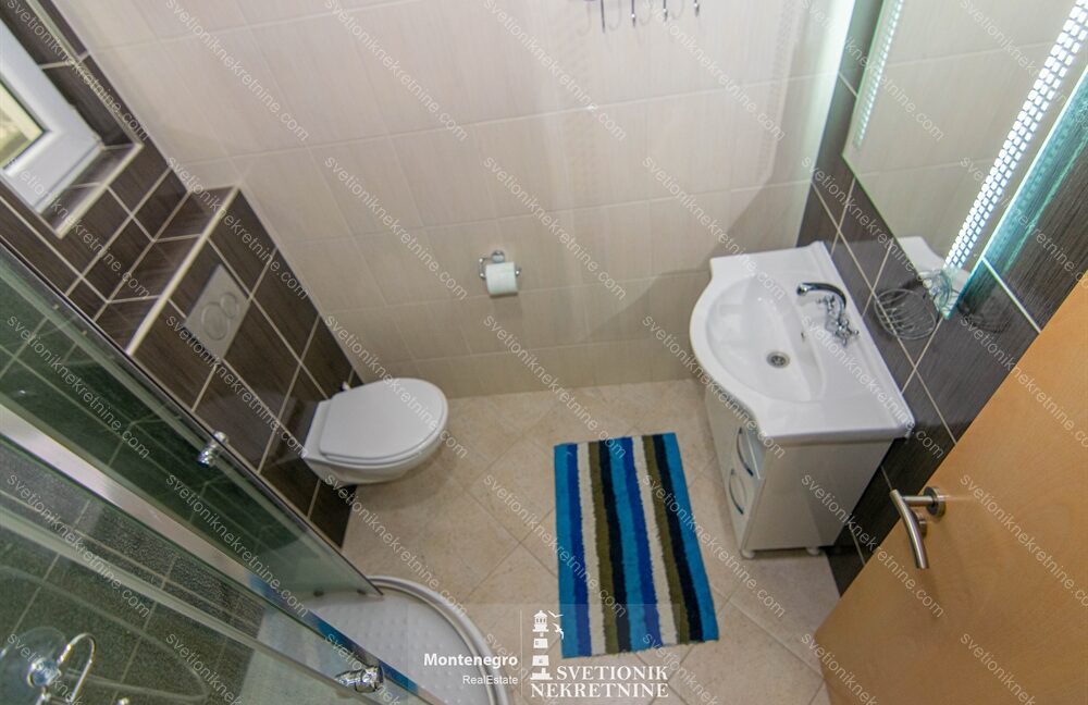 svetionik-nekretnine-prodaja-stan-bijela-apartment-for-sale (20)