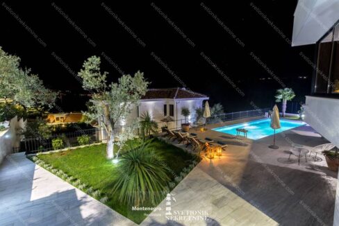 svetionik-nekretnine-prodaja-vila-herceg-novi-djenovici-villa-for-sale-k591 (36)