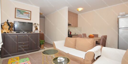 Jednosoban namesten stan – Igalo, Petlja