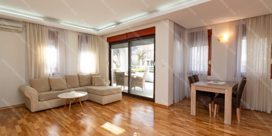 Dvosoban stan povrsine 80m² – Djenovici, Herceg Novi