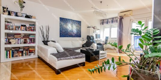 Dvosoban stan sa pogledom na more – Igalo, Herceg Novi