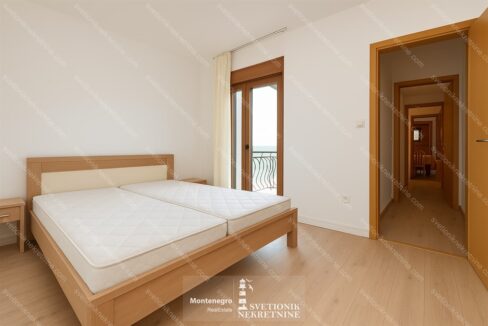 svetionik-nekretnine-8441