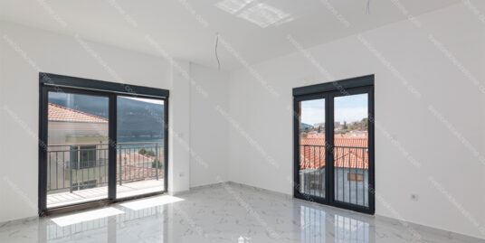 Prodaja stanova Opstina Herceg Novi - Jednosoban stan sa pogledom na more, Djenovici