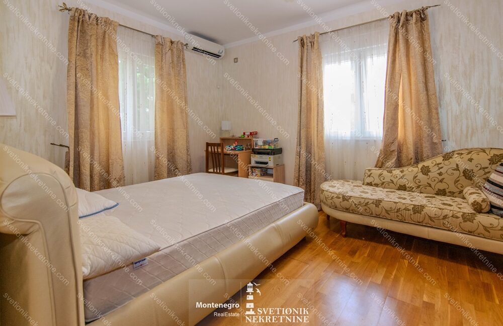 svetionik-nekretnine-8082