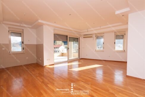 svetionik-nekretnine-prodaja-stan-igalo-s2096 (3)