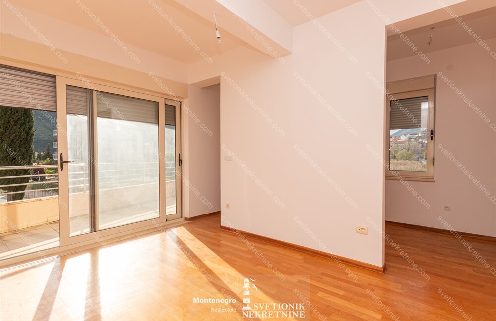 svetionik-nekretnine-prodaja-stan-igalo-s2096 (7)
