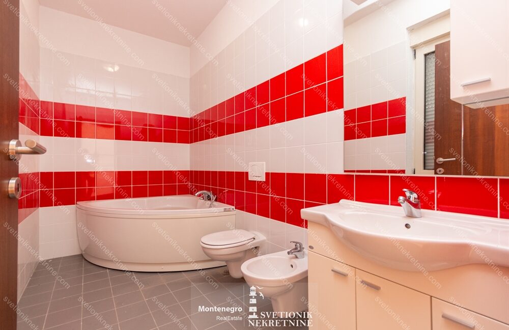 svetionik-nekretnine-prodaja-stan-igalo-s2096 (9)