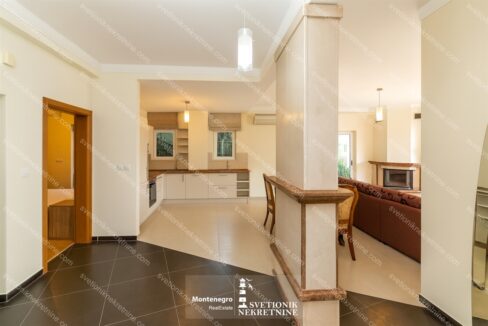 prodaja-stanova-herceg-novi-hercegnovska-rivijera-apartment-for-sale-djenovici-svetionik-nekretnine-S2159 (14)