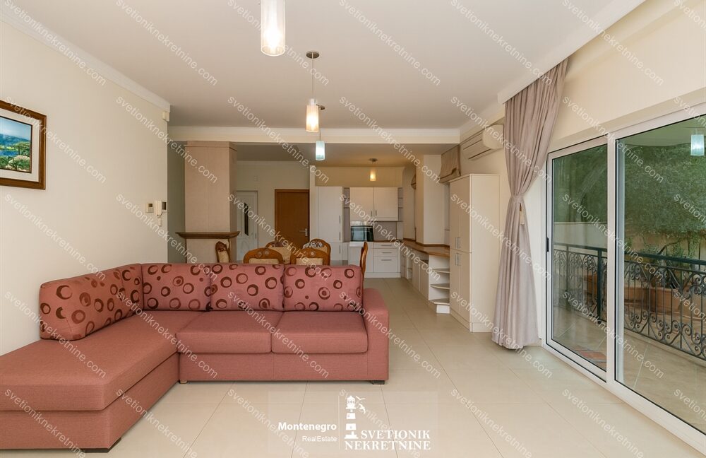 prodaja-stanova-herceg-novi-hercegnovska-rivijera-apartment-for-sale-djenovici-svetionik-nekretnine-S2159 (20)