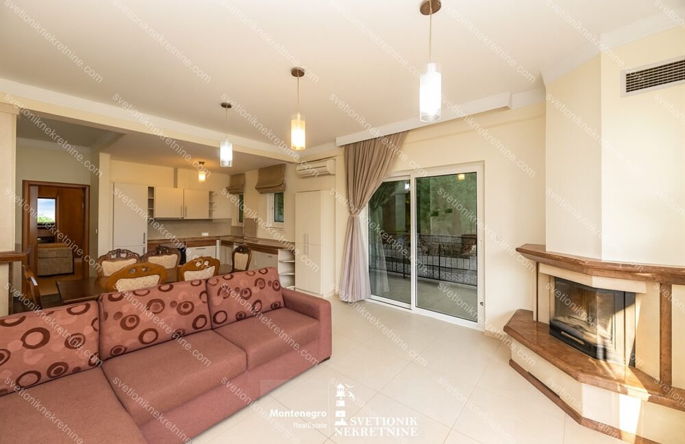 prodaja-stanova-herceg-novi-hercegnovska-rivijera-apartment-for-sale-djenovici-svetionik-nekretnine-S2159 (22)