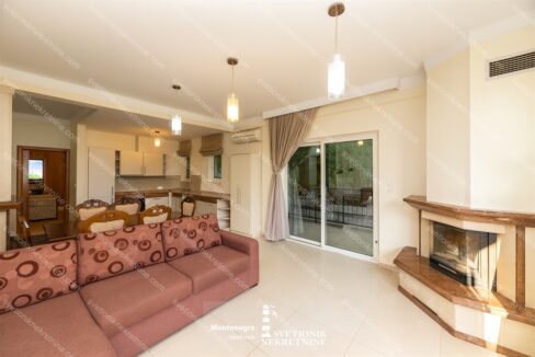 prodaja-stanova-herceg-novi-hercegnovska-rivijera-apartment-for-sale-djenovici-svetionik-nekretnine-S2159 (22)