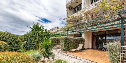 Dupleks stan sa pogledom na more – Bijela, Herceg Novi