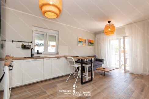prodaja-stanova-hercegnovska-rivijera-stan-djenovici-S2169 (12)