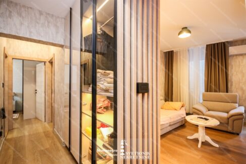 prodaja-stanova-herceg-novi-stan-igalo-apartment-for-sale-svetionik-nekretnine-S2184 (1)