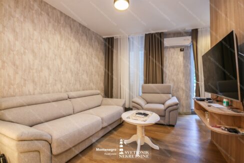 Prodaja stanova Igalo – Moderan dvosoban stan, drugi red od mora 70m² | ID-S2184
