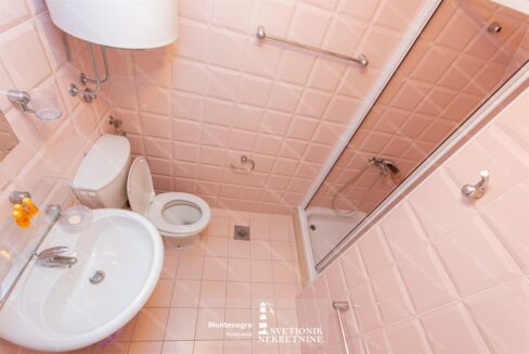 apartmani-savina-prvi-red-do-mora-herceg-novi-ID-K831 (19)