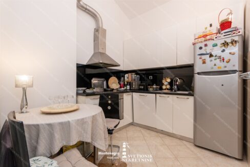 apartments-for-sale-herceg-novi-two-bedroom-sea-view-400m-from-the-sea-svetionik-nekretnine-S2199 (1)