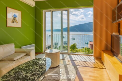 dvosoban-stan-prvi-red-do-mora-djenovici-herceg-novi-ID-S2046 (13)