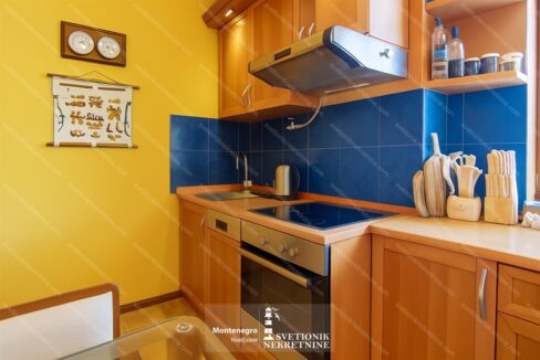 dvosoban-stan-prvi-red-do-mora-djenovici-herceg-novi-ID-S2046 (6)