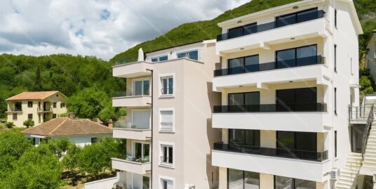 Jednosoban stan u novogradnji sa pogledom na more Kumbor – Prodaja stanova Herceg Novi S2171