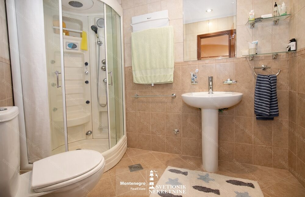 Namesten jednosoban stan sa dvoristem Igalo, Herceg Novi S2188 (10)