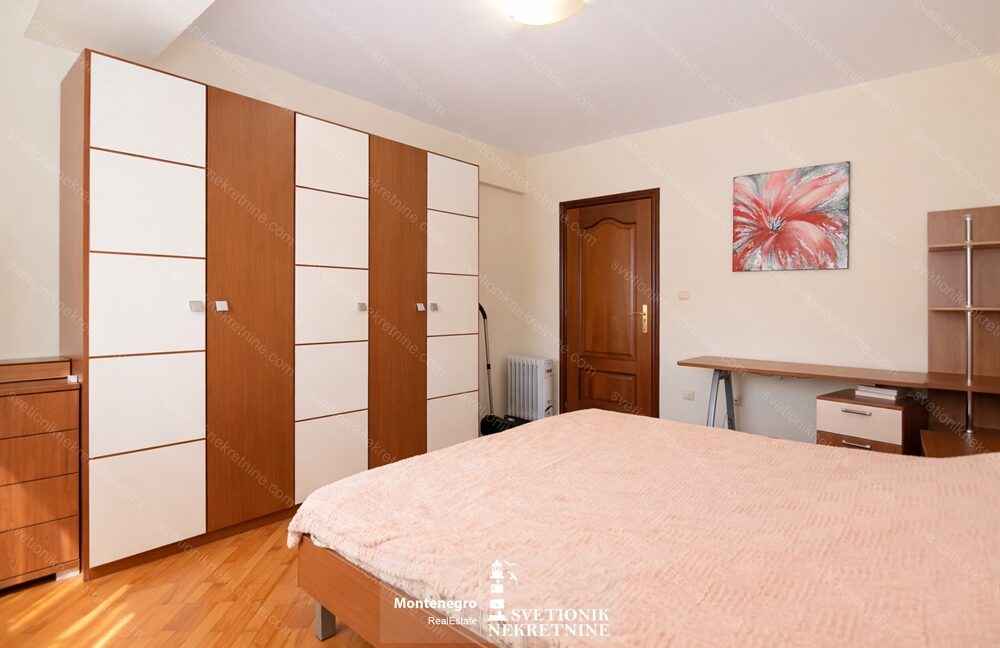 Namesten jednosoban stan sa dvoristem Igalo, Herceg Novi S2188 (7)