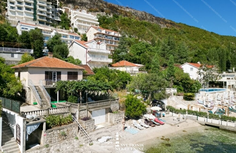 prodaja kuca herceg novi prvi red do mora house for sale svetionik nekretnine K829 (3)