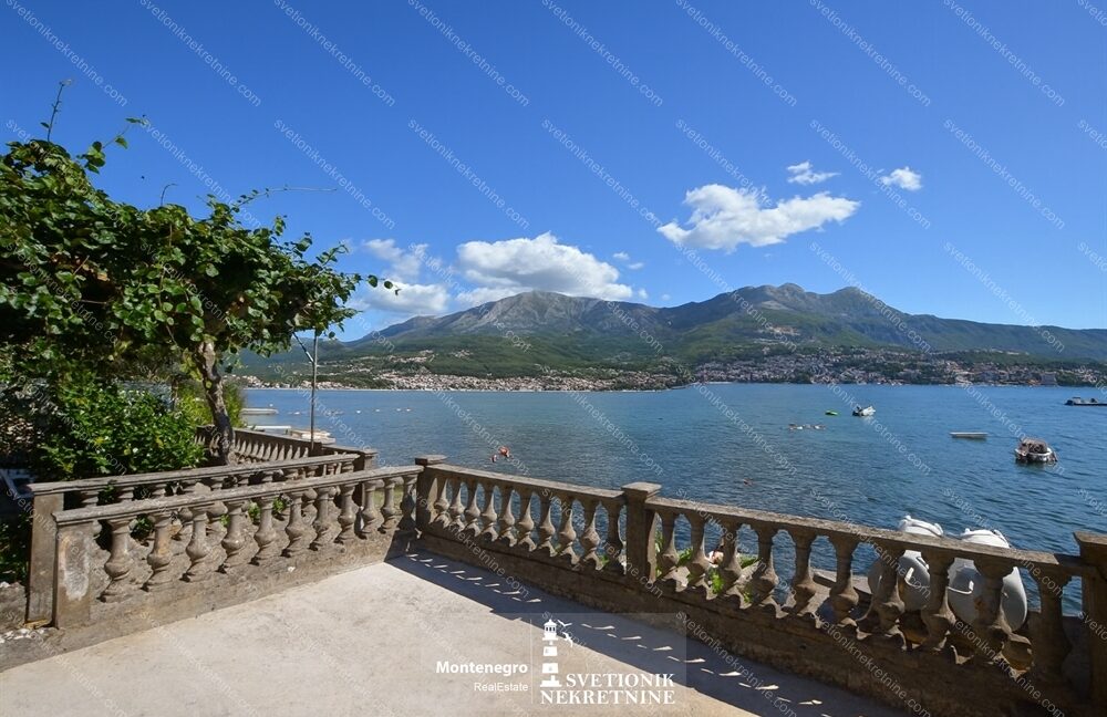 prodaja kuca herceg novi prvi red do mora house for sale svetionik nekretnine K829 (5)