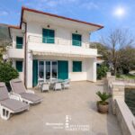 prodaja kuca kumbor herceg novi prva linija mora privatna plaza k840 svetionik nekretnine (52)