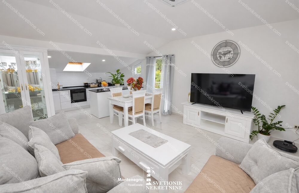 prodaja luksuzan stan igalo centar 98m2 dvije kuhinje tri terase s2248 svetionik nekretnine (4)