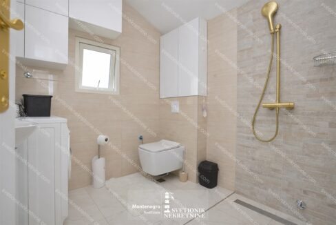 prodaja luksuzan stan igalo centar 98m2 dvije kuhinje tri terase s2248 svetionik nekretnine (9)