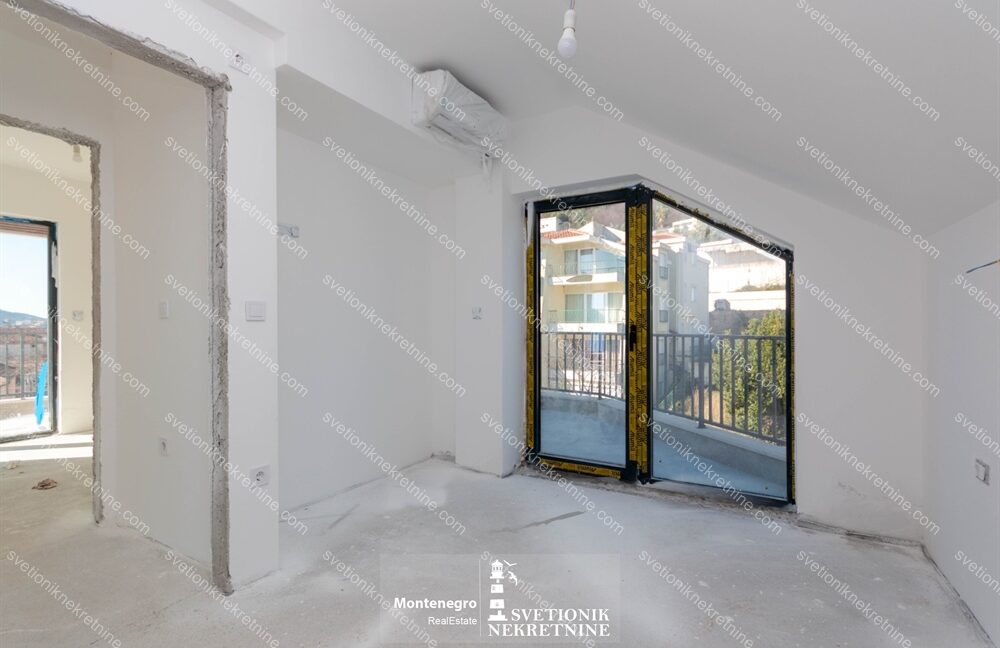 prodaja penthouse bijela herceg novi 142m2 panoramski pogled na more lovcen s2242 svetionik nekretnine (10)