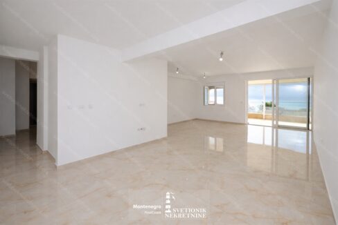 prodaja stan djenovici herceg novi luksuzan pogled na more s2254 svetionik nekretnine (12)