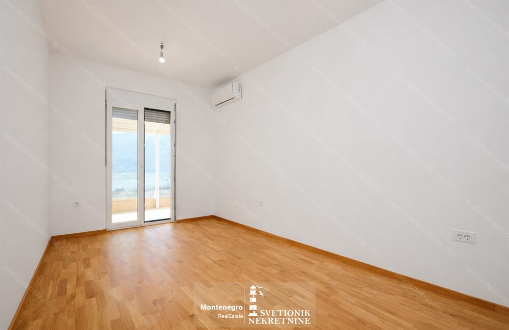 prodaja stan djenovici herceg novi luksuzan pogled na more s2254 svetionik nekretnine (13)