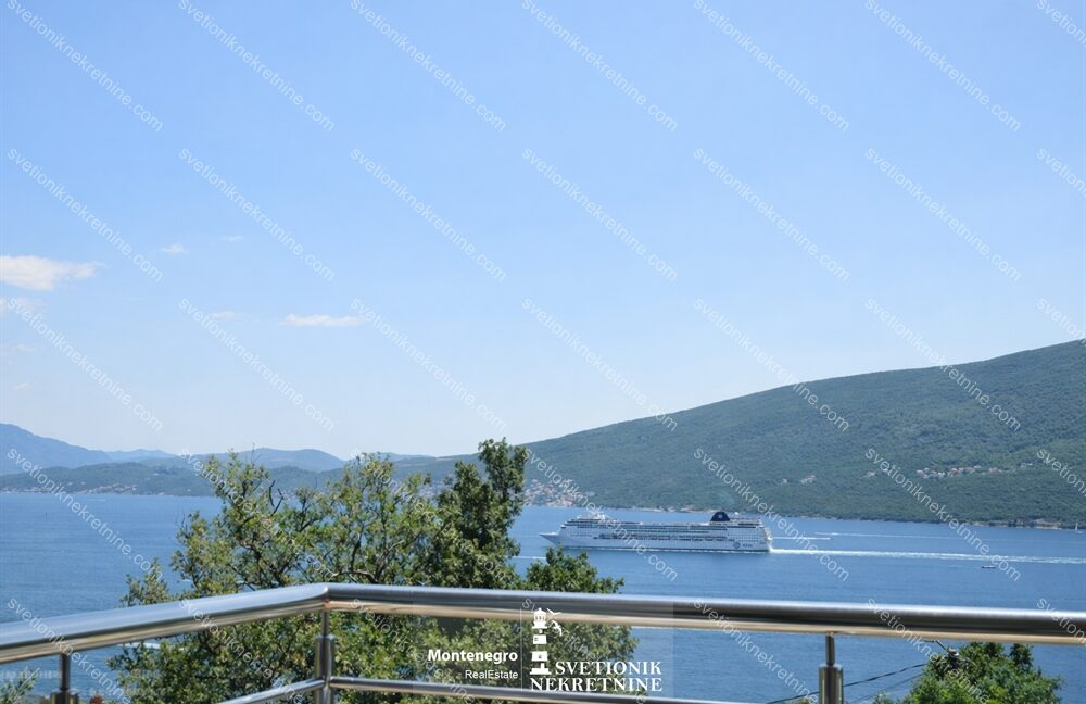 prodaja stan djenovici herceg novi pogled na more dvoriste s2255 svetionik nekretnine (2)