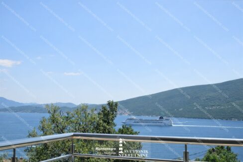 prodaja stan djenovici herceg novi pogled na more dvoriste s2255 svetionik nekretnine (2)