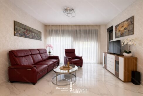 prodaja stan djenovici pogled more terasa s2232 (10)