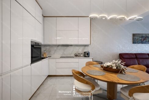 prodaja stan djenovici pogled more terasa s2232 (5)