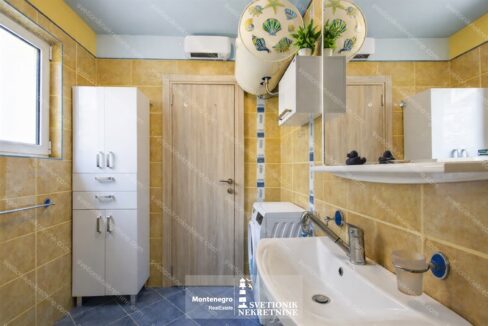 prodaja stan herceg novi prva linija mora 60m2 panoramski pogled s2251 svetionik nekretnine (10)